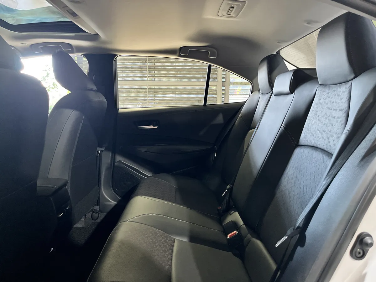 Toyota Corolla HEV 2025 Blanco Caracas