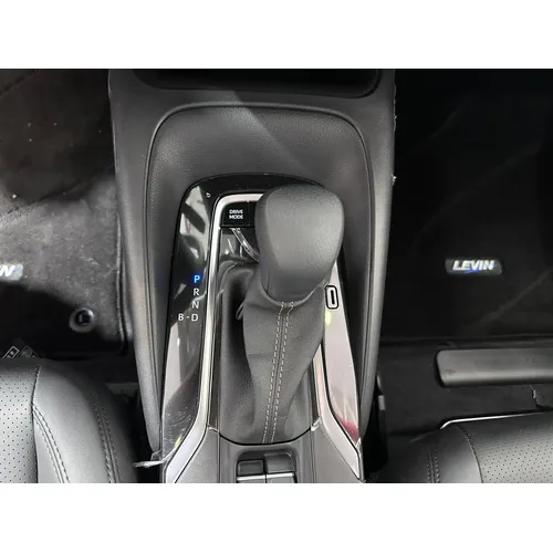 Toyota Corolla 2025 Blanco Caracas