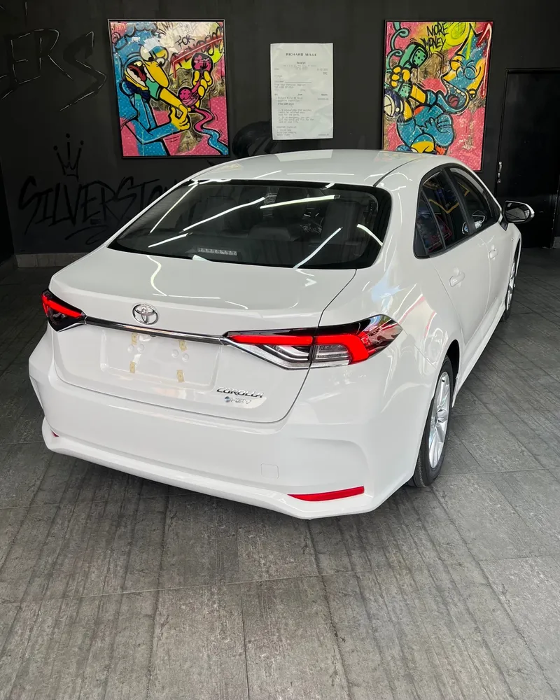 Toyota Corolla 2025 Blanco Caracas