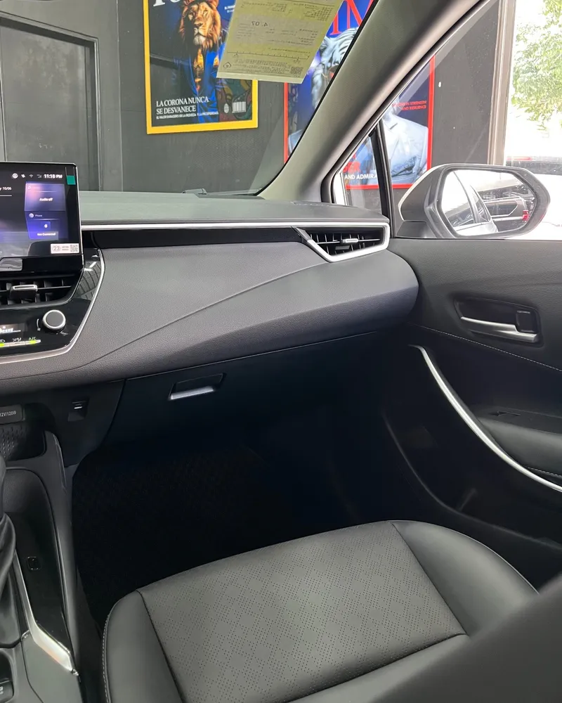 Toyota Corolla 2025 Blanco Caracas