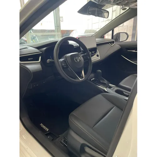 Toyota Corolla 2025 Blanco Caracas