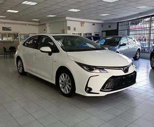 Toyota Corolla 2025 Blanco Caracas