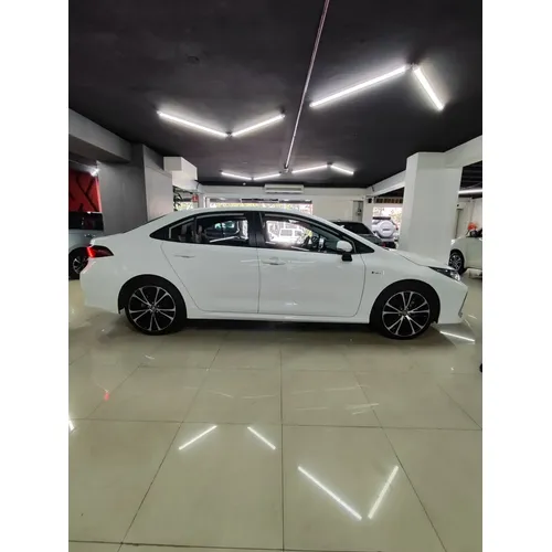 Toyota Corolla 2025 Blanco Caracas