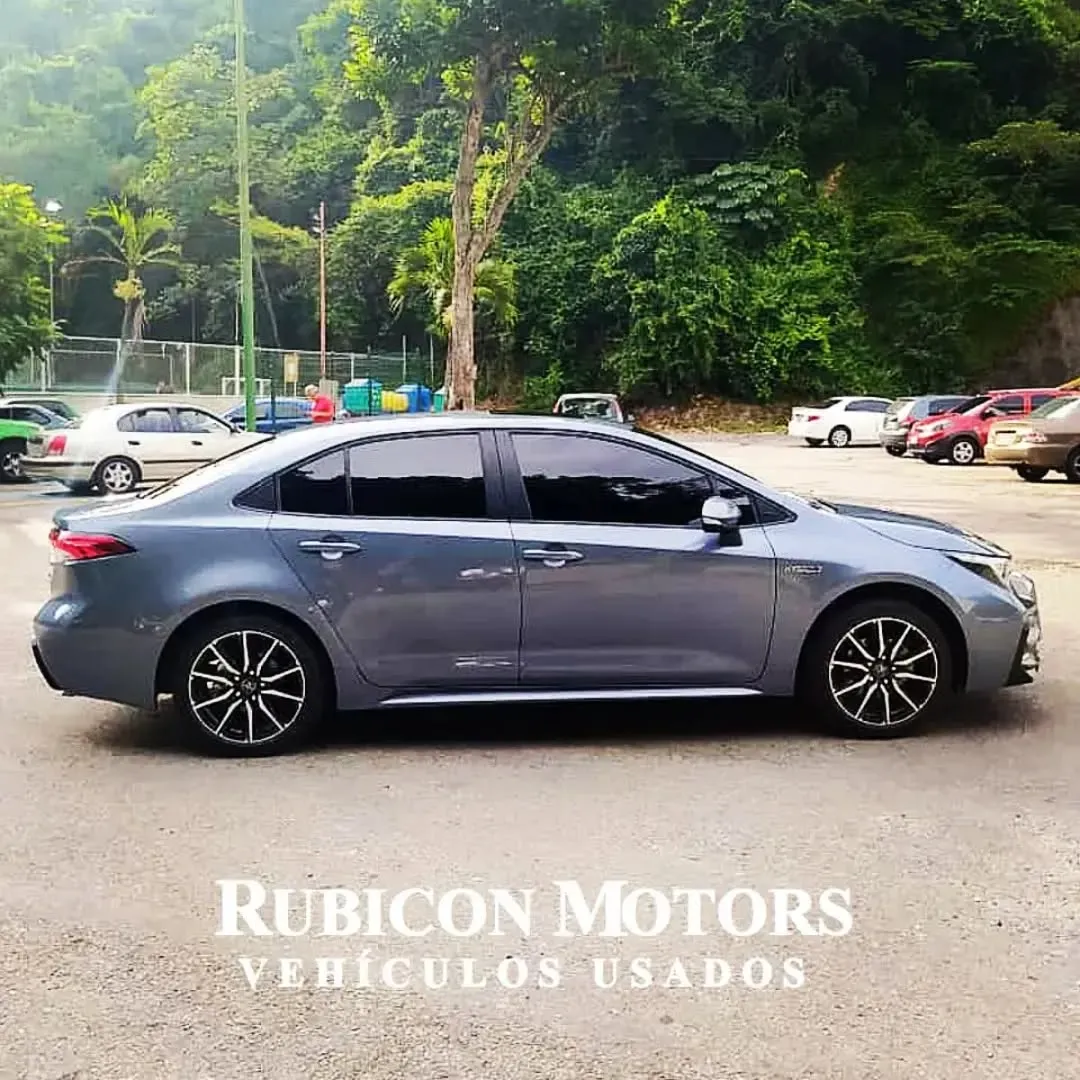 Toyota Corolla 2024 Gris San Antonio de Los Altos
