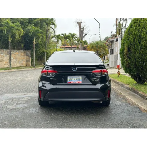 Toyota Corolla Hybrid 2023 Negro Caracas