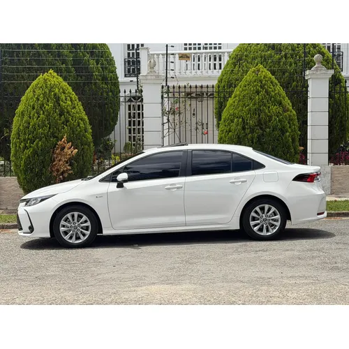 Toyota Corolla Hybrid 2025 Blanco Caracas