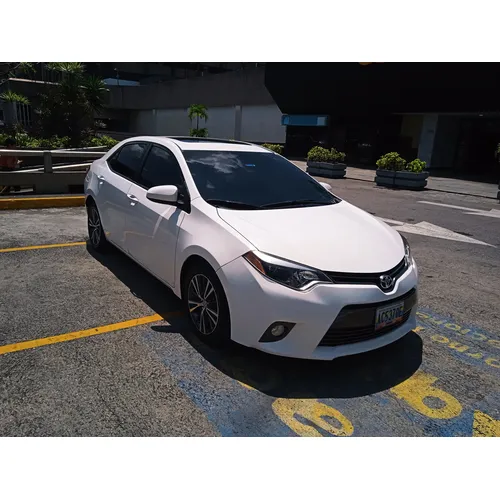 Toyota Corolla LE 2016 Blanco Caracas