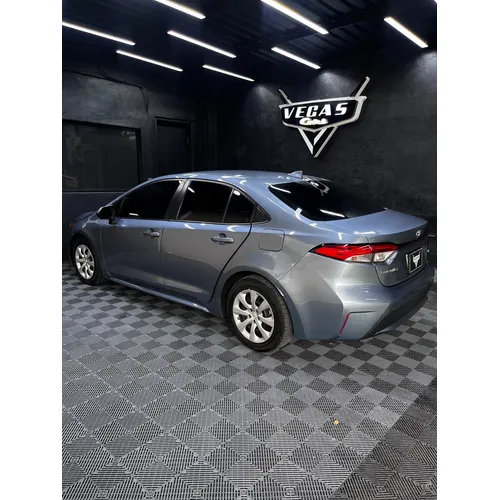 Toyota Corolla LE 2022 Azul Caracas