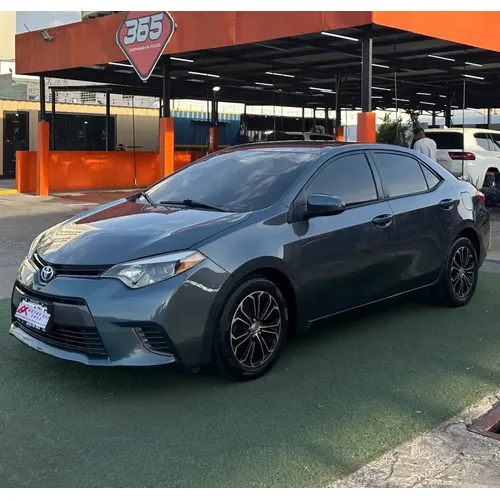 Toyota Corolla LE 2015 Azul Lechería