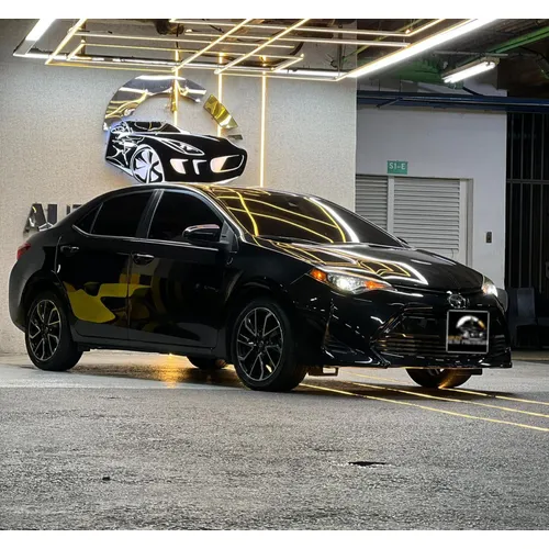 Toyota Corolla LE 2019 Negro Caracas