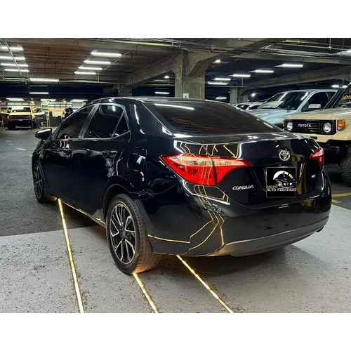 Toyota Corolla LE 2019 Negro Caracas
