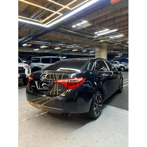 Toyota Corolla LE 2019 Negro Caracas