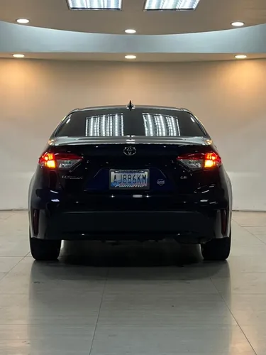 Toyota Corolla LE 2020 Negro Caracas