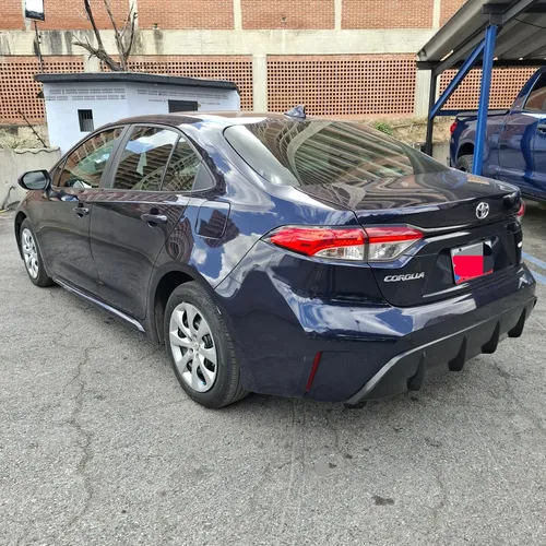 Toyota Corollla Le 2024 Azul Caracas