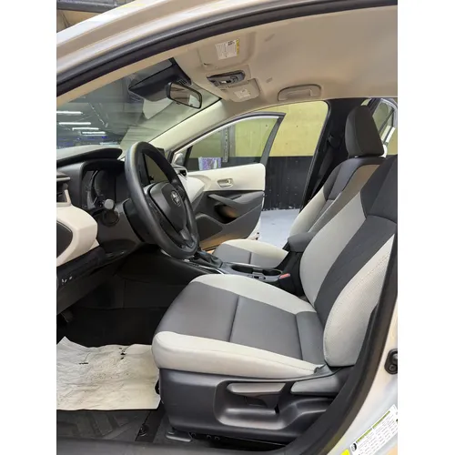 Toyota Corolla LE 2025 Plateado Caracas