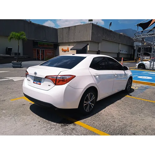 Toyota Corolla LE 2016 Blanco Caracas