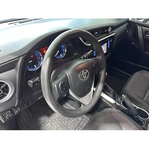 Toyota Corolla LE 2018 Blanco Caracas