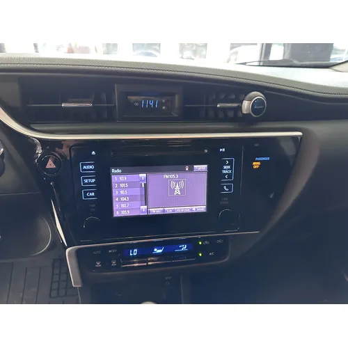 Toyota Corolla LE 2018 Blanco Caracas