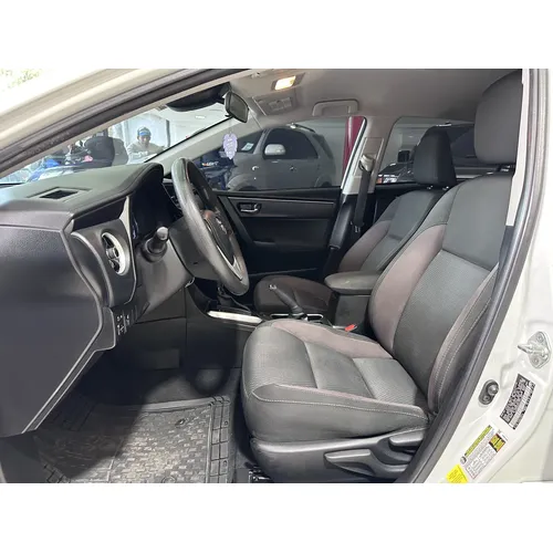 Toyota Corolla LE 2018 Blanco Caracas