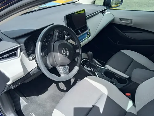 Toyota Corolla LE 2024 Azul Caracas
