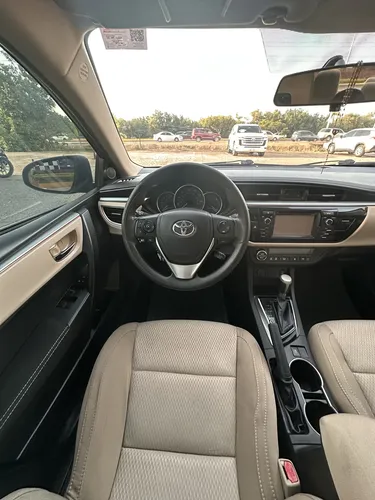 Toyota Corolla LE 2015 Azul Lechería
