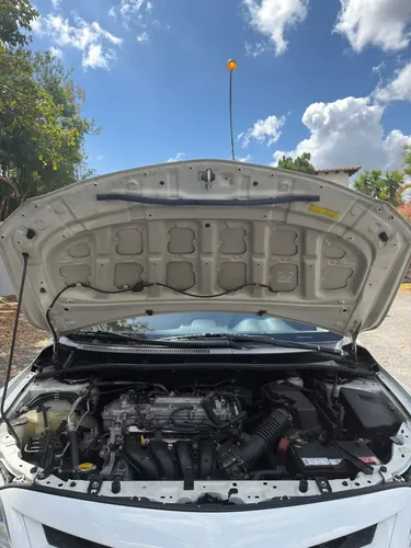 Toyota Corolla LE 2012 Blanco Caracas