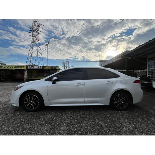 Toyota Corolla LE 2022 Blanco Valencia