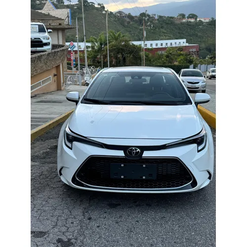Toyota Corolla levin 2024 Blanco Caracas
