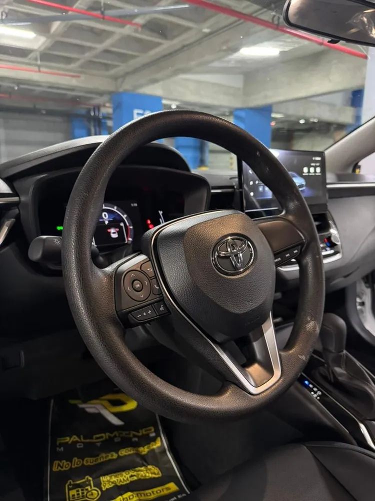 Toyota Corolla 2025 Blanco Caracas