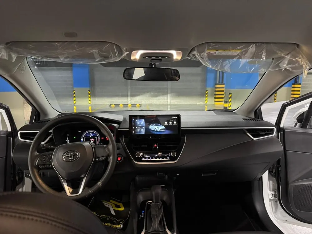 Toyota Corolla 2025 Blanco Caracas