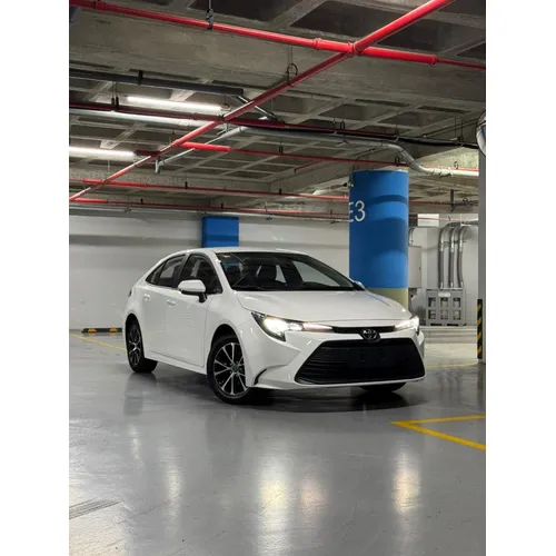 Toyota Corolla 2025 Blanco Caracas