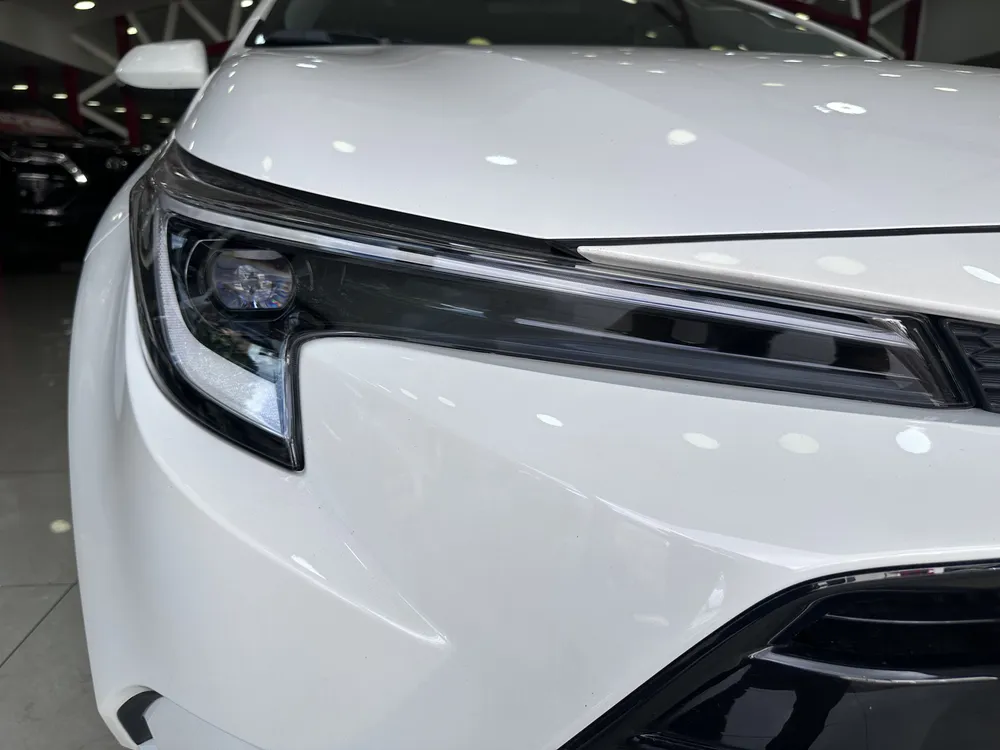 Toyota Corolla 2025 Blanco Caracas