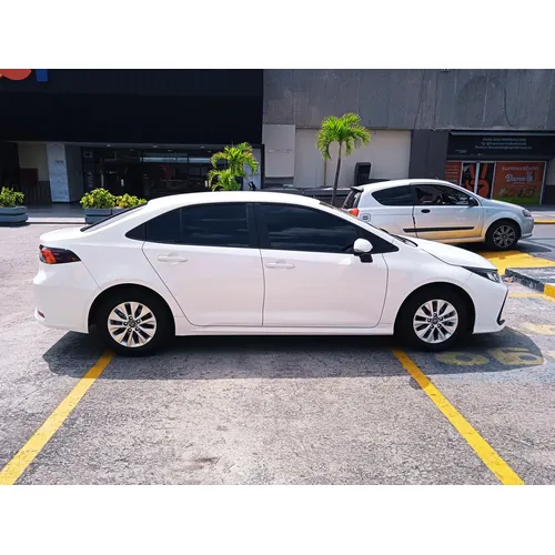Toyota Corolla 2025 Blanco Caracas