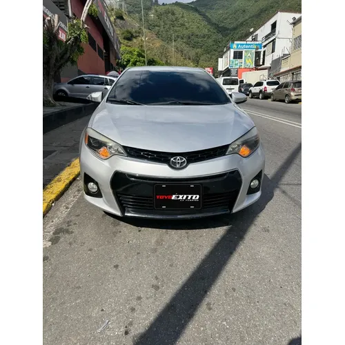 Toyota Corolla S 2015 Plateado Caracas