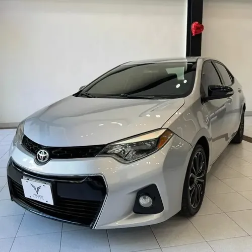 Toyota Corolla S 2015 Plateado Caracas