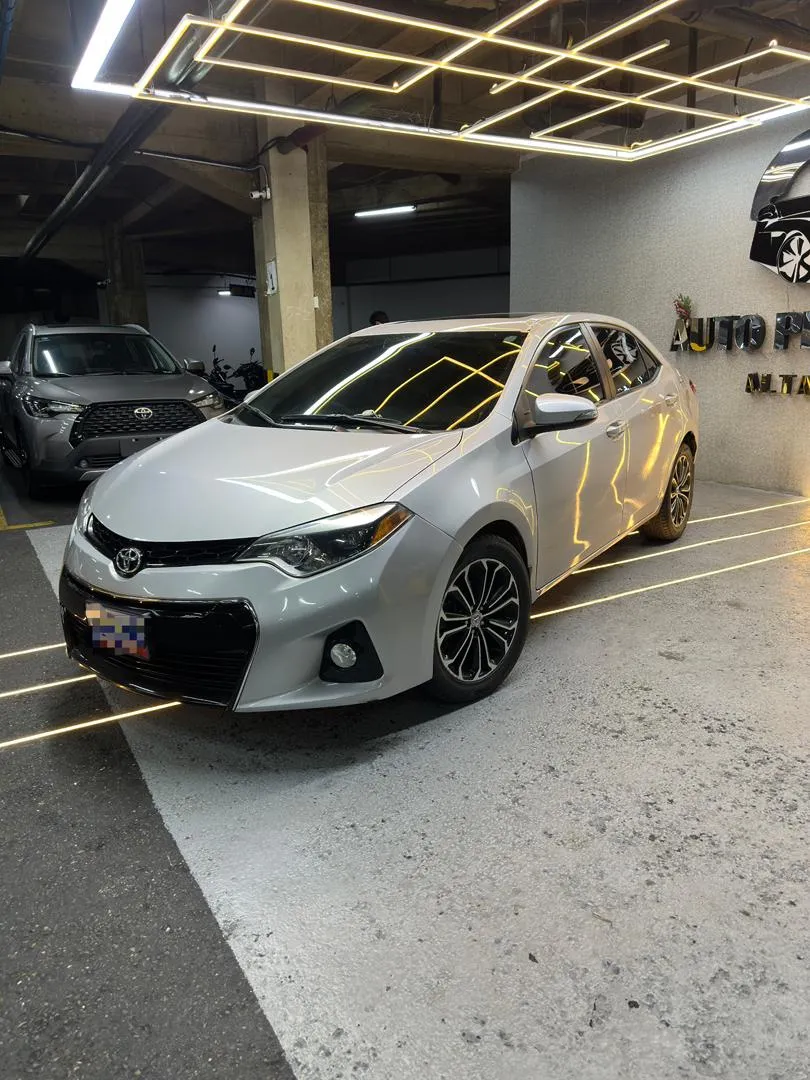 Toyota Corolla S 2016 Plateado Caracas