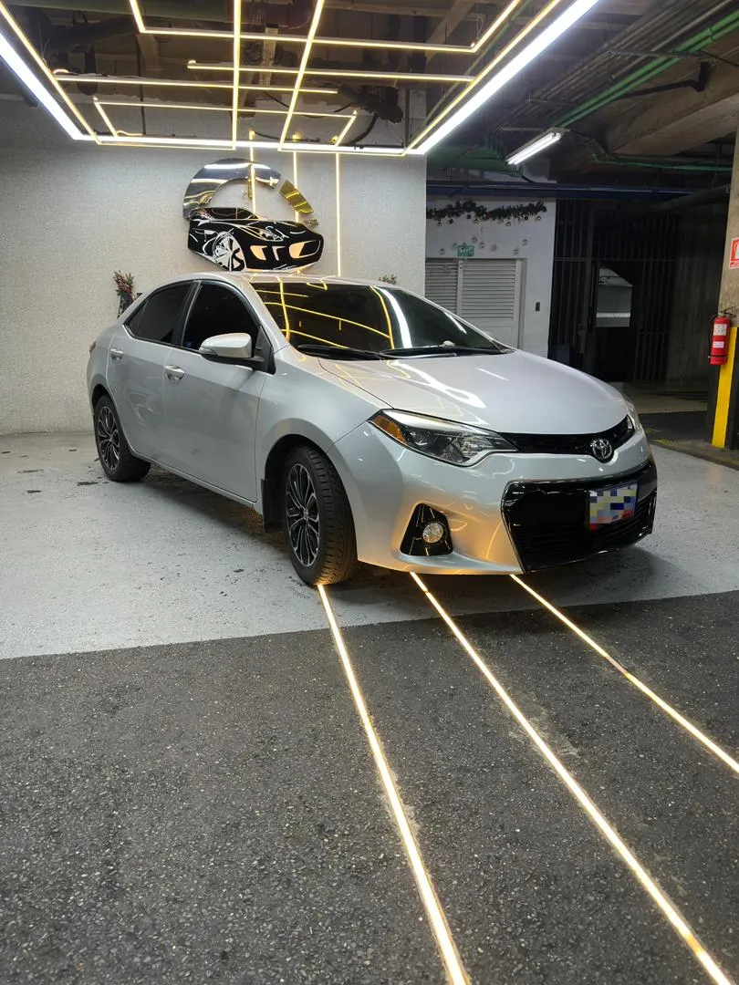 Toyota Corolla S 2016 Plateado Caracas