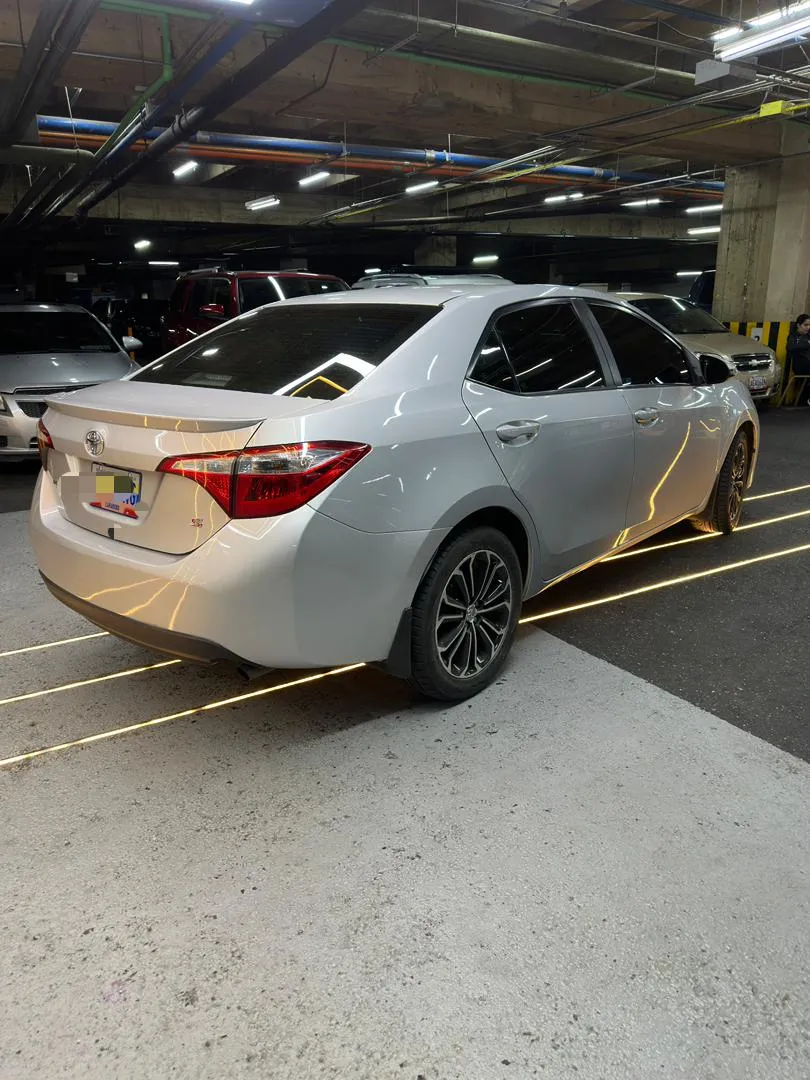 Toyota Corolla S 2016 Plateado Caracas