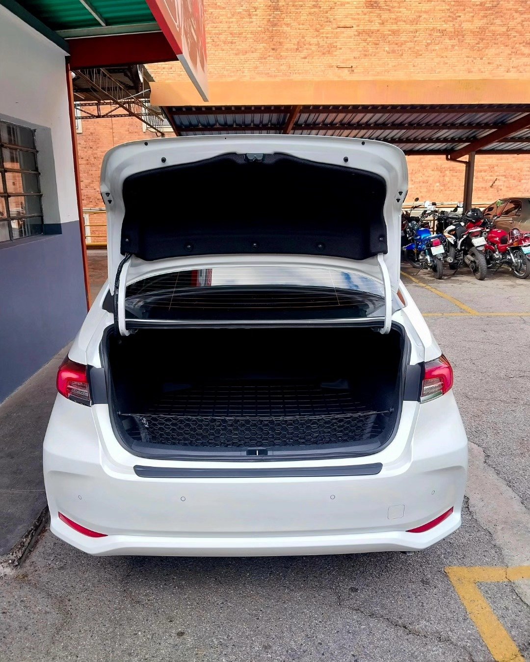 Toyota Corolla SEG 2023 Blanco
