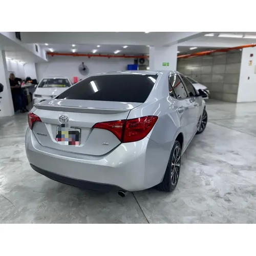 Toyota Corolla SE 2017 Plateado Caracas