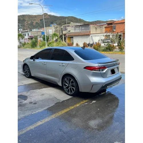 Toyota Corolla SE 2022 Plateado Maracay