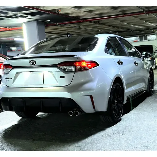 Toyota Corolla SE 2024 Gris Caracas