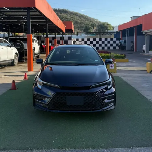 Toyota Corolla SE 2024 Azul Lechería