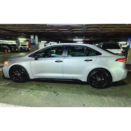 Toyota Corolla SE 2024 Gris Caracas
