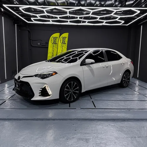 Toyota Corolla SE 2017 Blanco Caracas