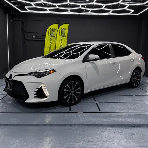 Toyota Corolla SE 2017 Blanco Caracas