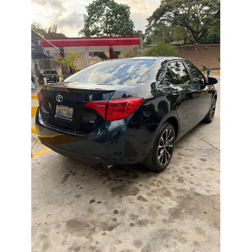 Toyota Corolla SE 2017 Azul Caracas
