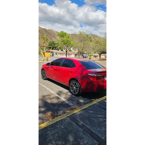 Toyota Corolla SE 2016 Rojo Caracas
