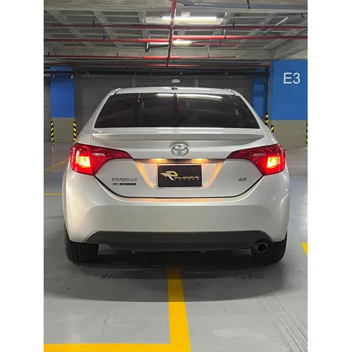 Toyota Corolla 2017 Plateado Caracas