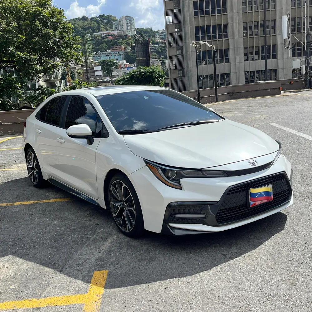 Toyota Corolla SE 2022 Plateado Caracas